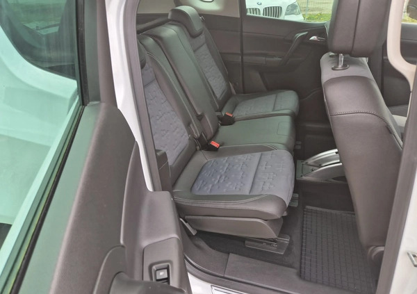 Opel Meriva cena 22900 przebieg: 169000, rok produkcji 2010 z Augustów małe 379